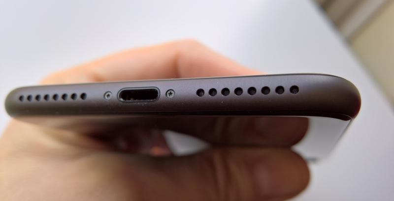 نقد و بررسی آیفون 8 پلاس - Apple iphone 8 plus