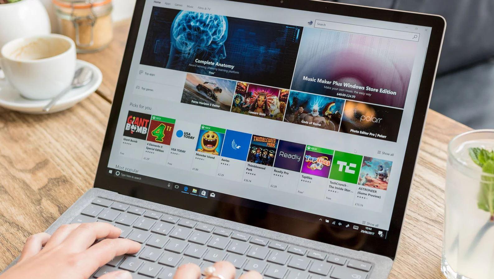 نقد و بررسی سرفیس لپ تاپ - Microsoft Surface Laptop