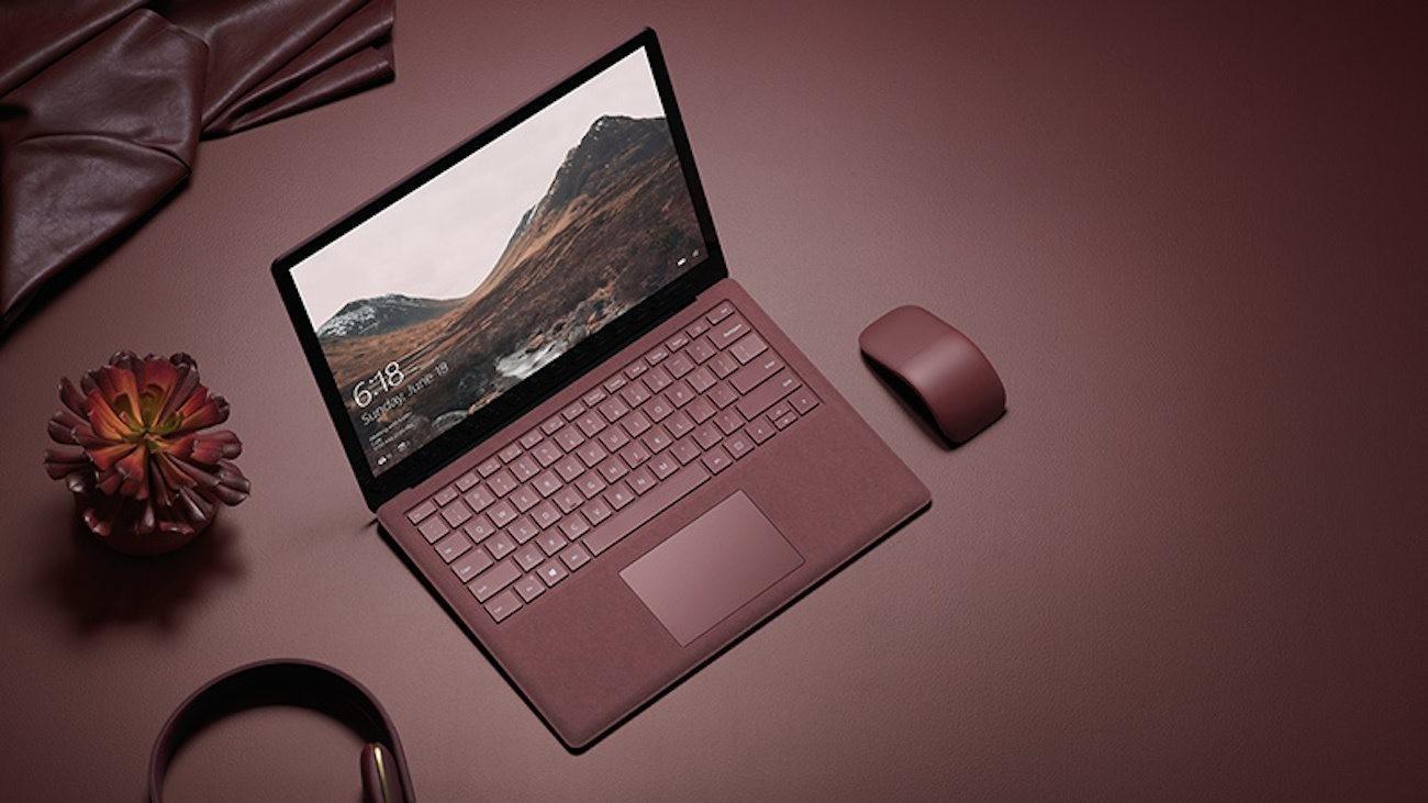 تماشا کنید : معرفی Microsoft Surface Laptop